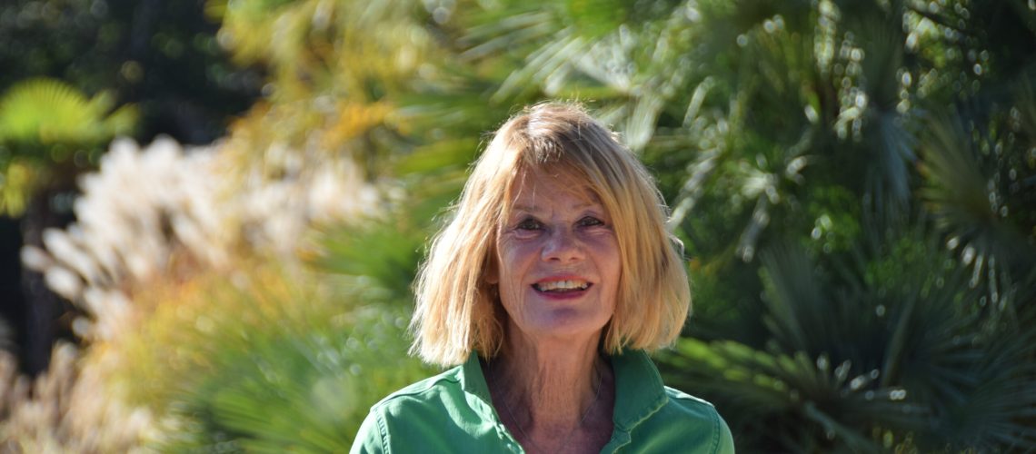 93377C5F-0C82-4E52-BDD1-B574414AFC39